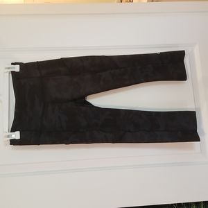 Lululemon Fast and Free Camo Crops Size 6
